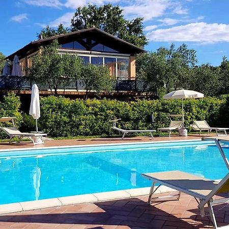 Agriturismo Fiore Di Campo 페르모 외부 사진