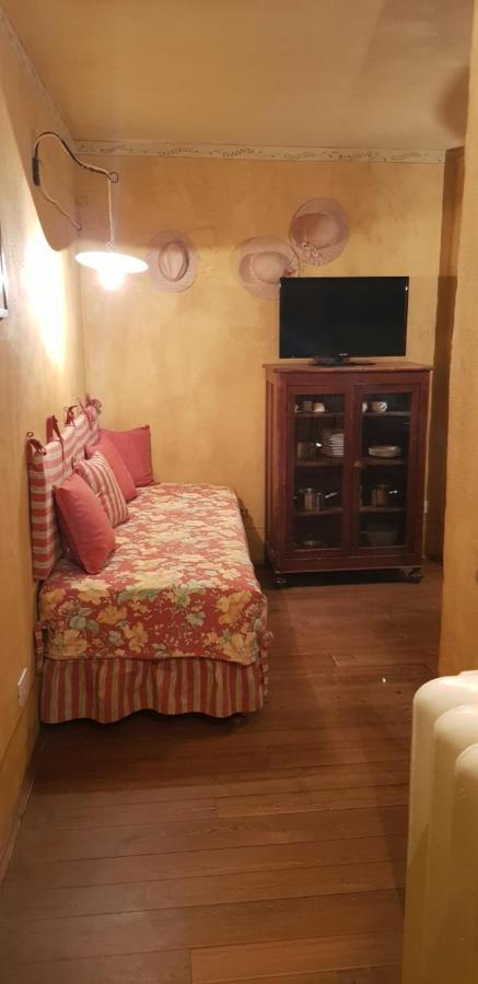 Agriturismo Fiore Di Campo 페르모 외부 사진